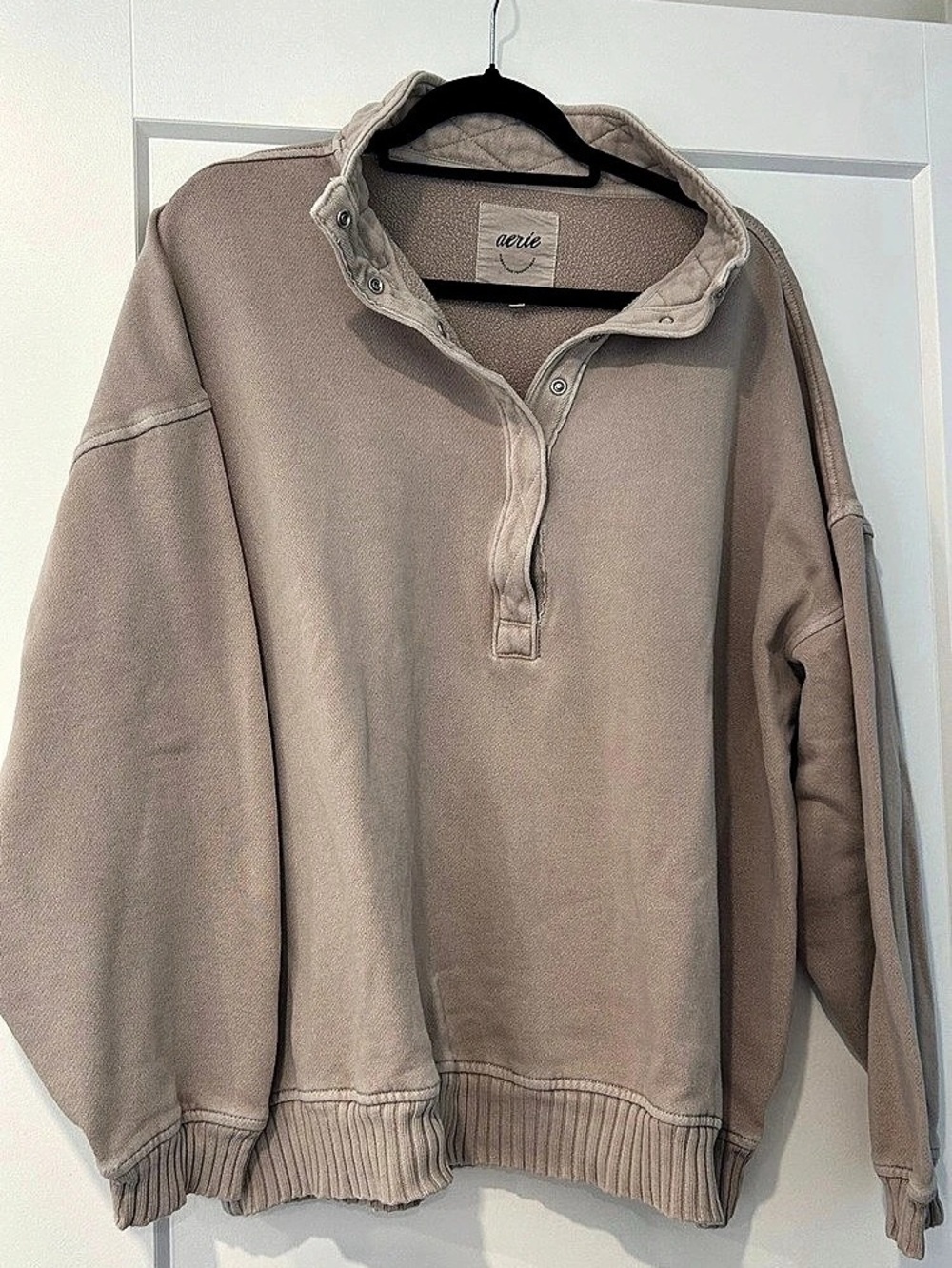Lot of 3 * aerie Oh Snap! Sweatshirt Pullover Beige Med, Gray Med & Green small.